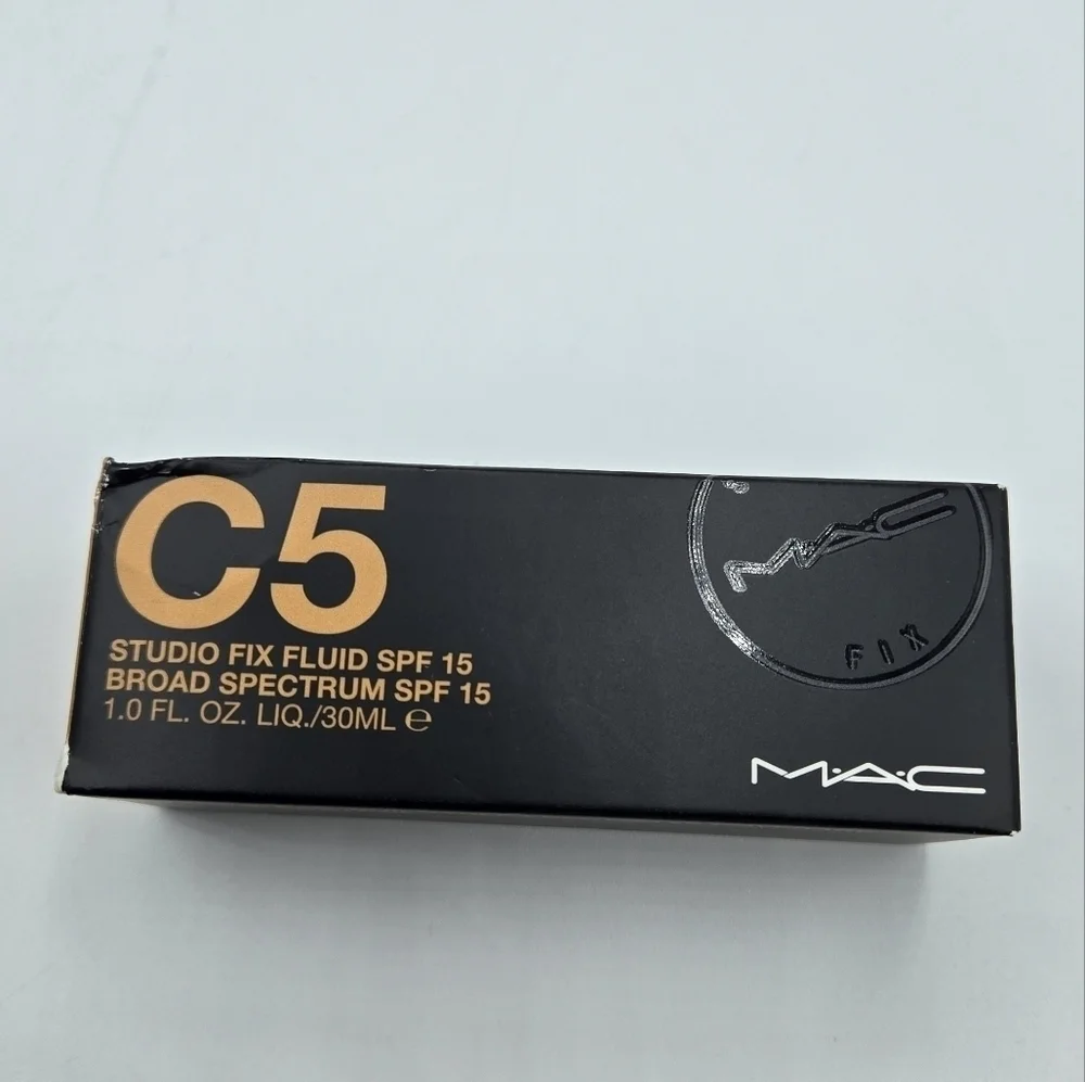 MAC C5 Studio Fix Fluid SPF 15 Foundation